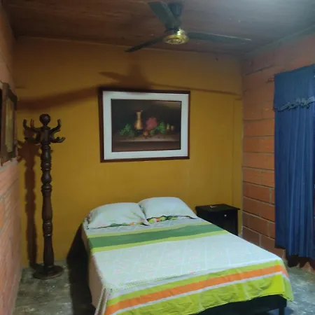 Hostal Villa Juliana Los Manguitos Exterior photo